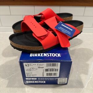 Birkenstock Arizona Sandals M 10 / EU 43 – Poppy & Black – New | Rare Color 👣✨